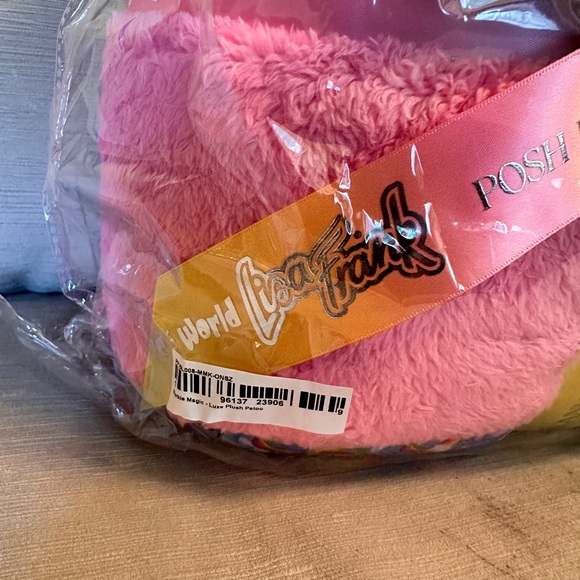 Posh Peanut X Lisa Frank Luxe Pattoo - Picture 6 of 6